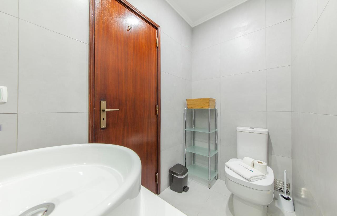 N - Astonishing Bay View Guesthouse Lagos Luaran gambar