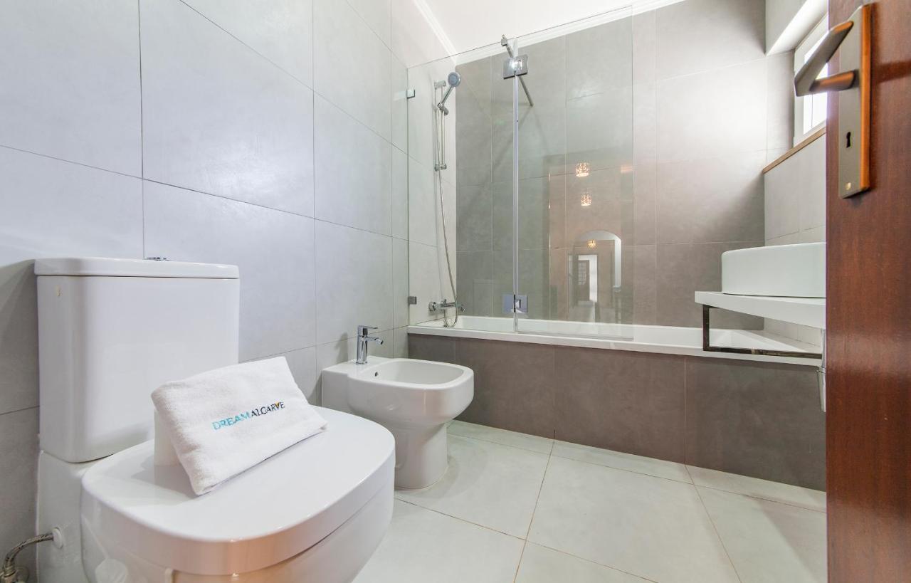 N - Astonishing Bay View Guesthouse Lagos Luaran gambar